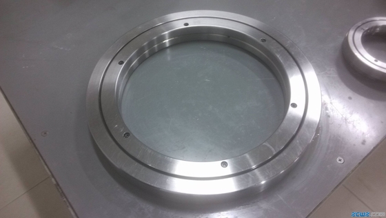 طلب محامل عجلات متقاطعة RU178X,115X240X28MM،في المخزون،عرض عينة متاحة المزود
