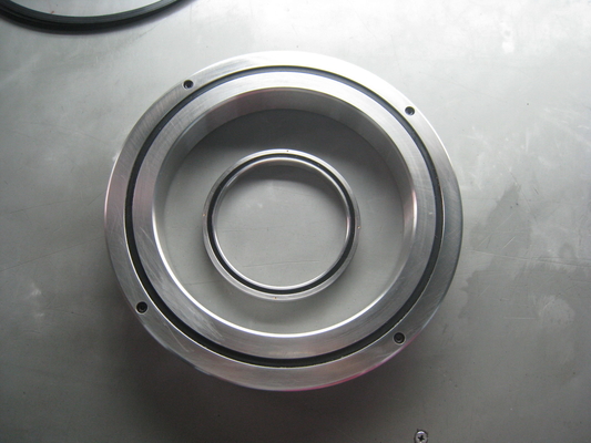 محامل عجلات متقاطعة RA7008UUCC0 70x86x8mm هيكل مغلق وتطبيق، في المخزون المزود