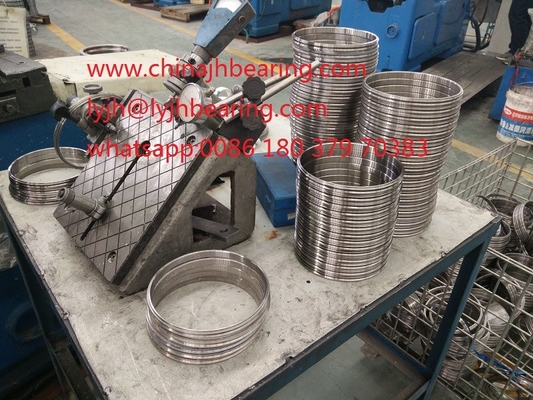 طلب محامل عجلات متقاطعة RU178X,115X240X28MM،في المخزون،عرض عينة متاحة المزود