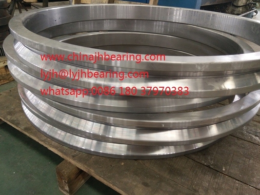 RB40040 UUCC0 محامل عجلات متقاطعة تستخدم لأجزاء الروبوت الدائرة 510x400x40 مم في الأسهم المزود