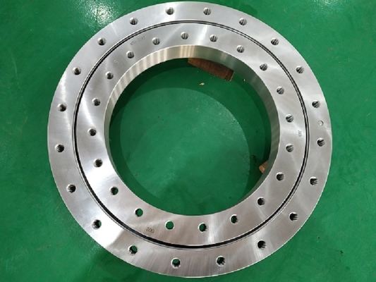Four Point Contact Ball Bearings MTO-324T Quenching Heat Treatment المزود