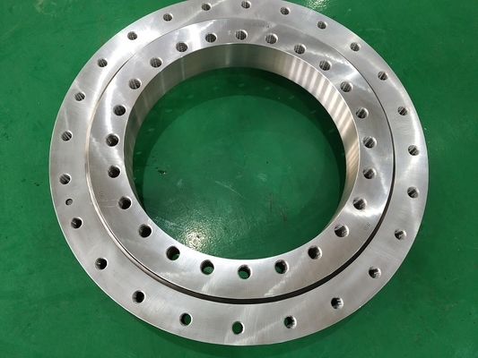 Four Point Contact Ball Bearings MTO-324T Quenching Heat Treatment المزود