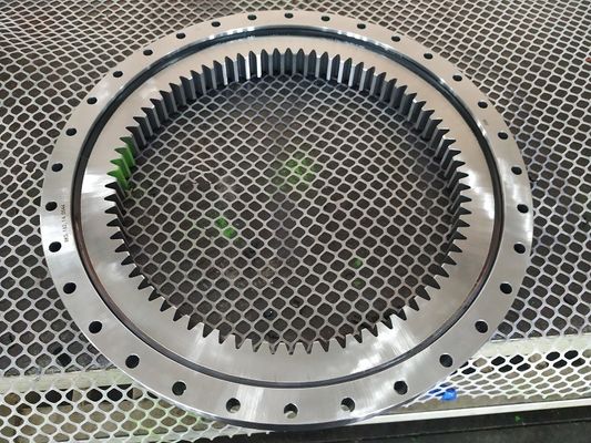 Slewing Ball Bearing Teeth 585DBS164Y Size 810*585*85mm المزود