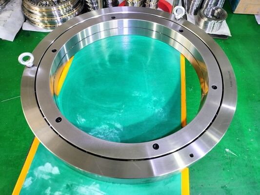 محامل عجلات متقاطعة XR820060 بحجم 760X580X80mm للطاولة الدوارة CNC المزود