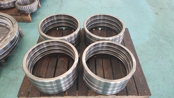 أربعة صف 47T433123 عجلة مسطحة مع 215.09 * 311.15 * 228.6mm فولاذ الجلد المزود