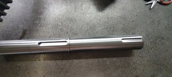 سرعة عالية تدور محرك الفولاذ الرئيسي مع المفتاح